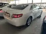 Toyota Camry, 2010-4