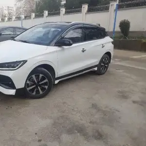 BYD E2, 2024