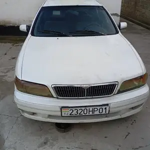 Nissan Cefiro, 1998