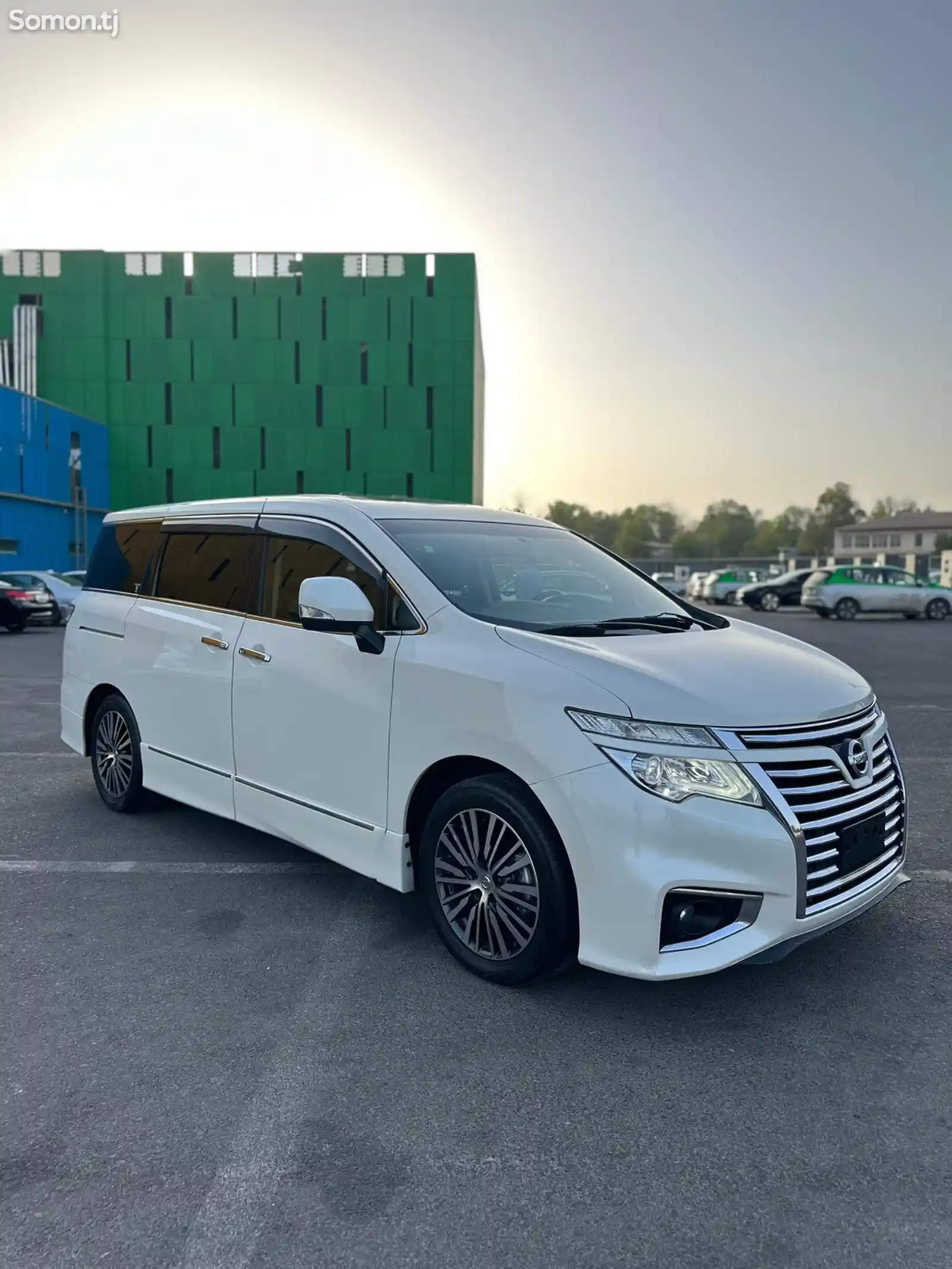 Nissan Elgrand, 2017-2