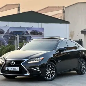 Lexus ES series, 2017