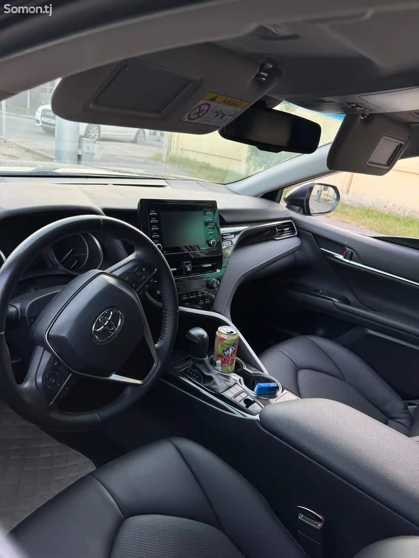 Toyota Camry, 2018-15