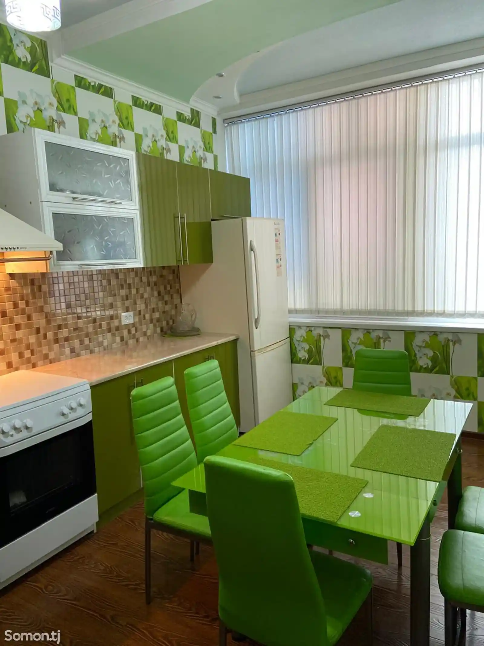 3-комн. квартира, 3 этаж, 120 м², хиебони Рудаки 97/3-3