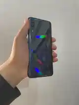 Samsung Galaxy A70-4