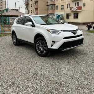 Toyota RAV 4, 2016