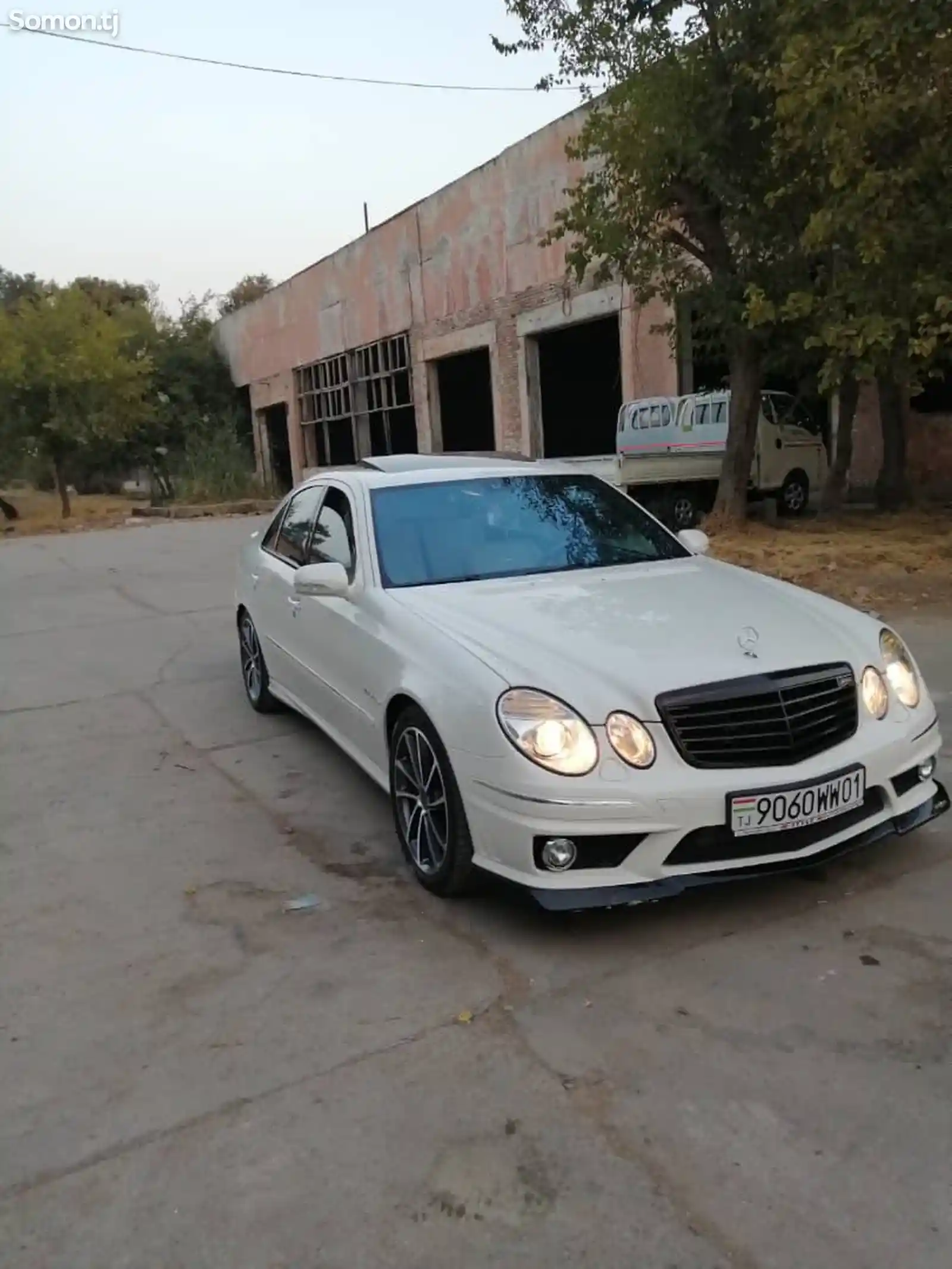 Mercedes-Benz E class, 2009-3