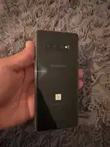 Samsung Galaxy S10+-3