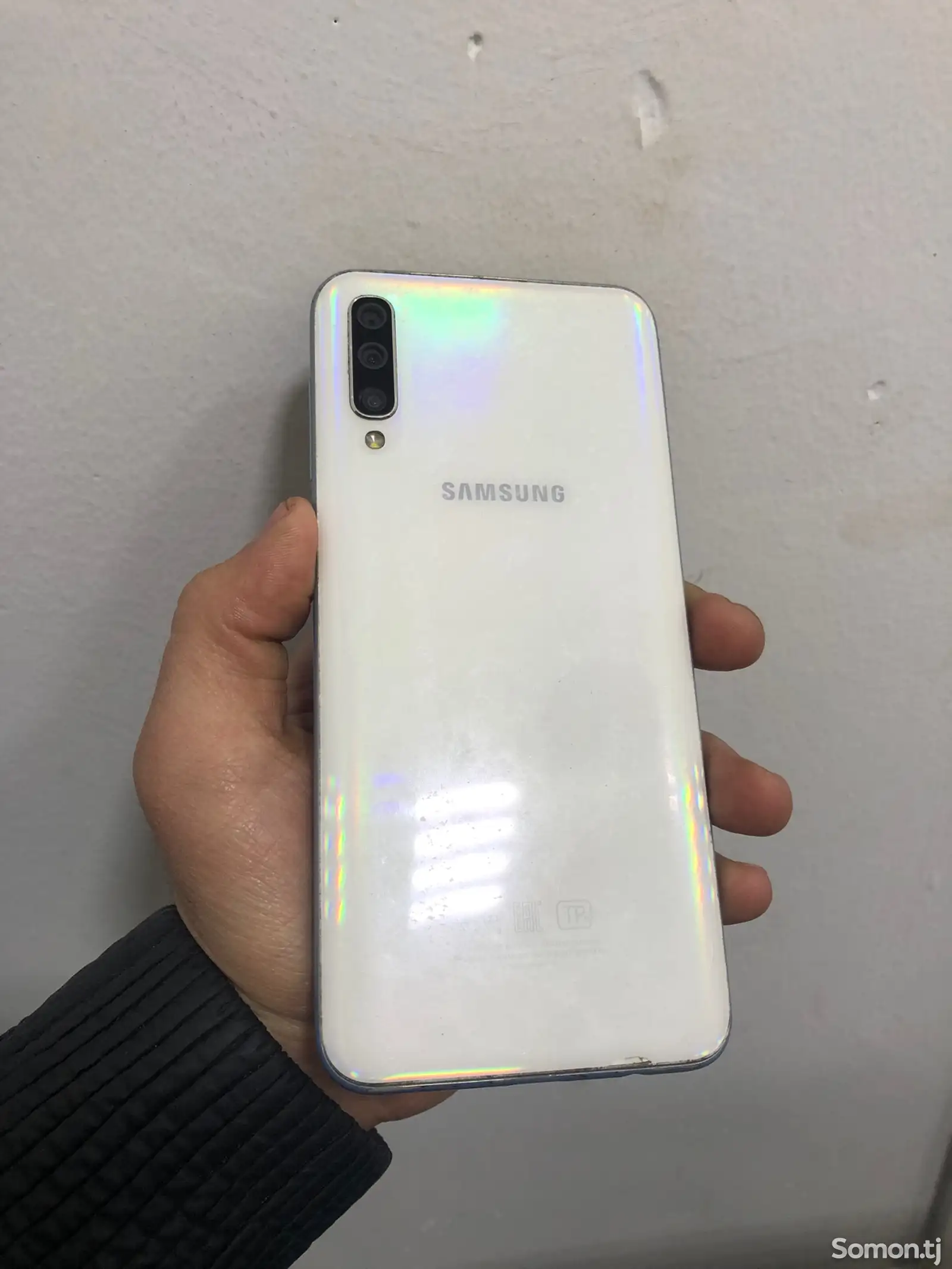 Samsung Galaxy A50-1