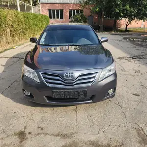 Toyota Camry, 2011