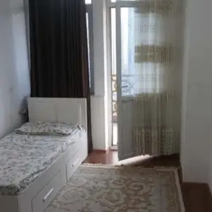 2-комн. квартира, 11 этаж, 64м², ул. Мирзо Турсунзода