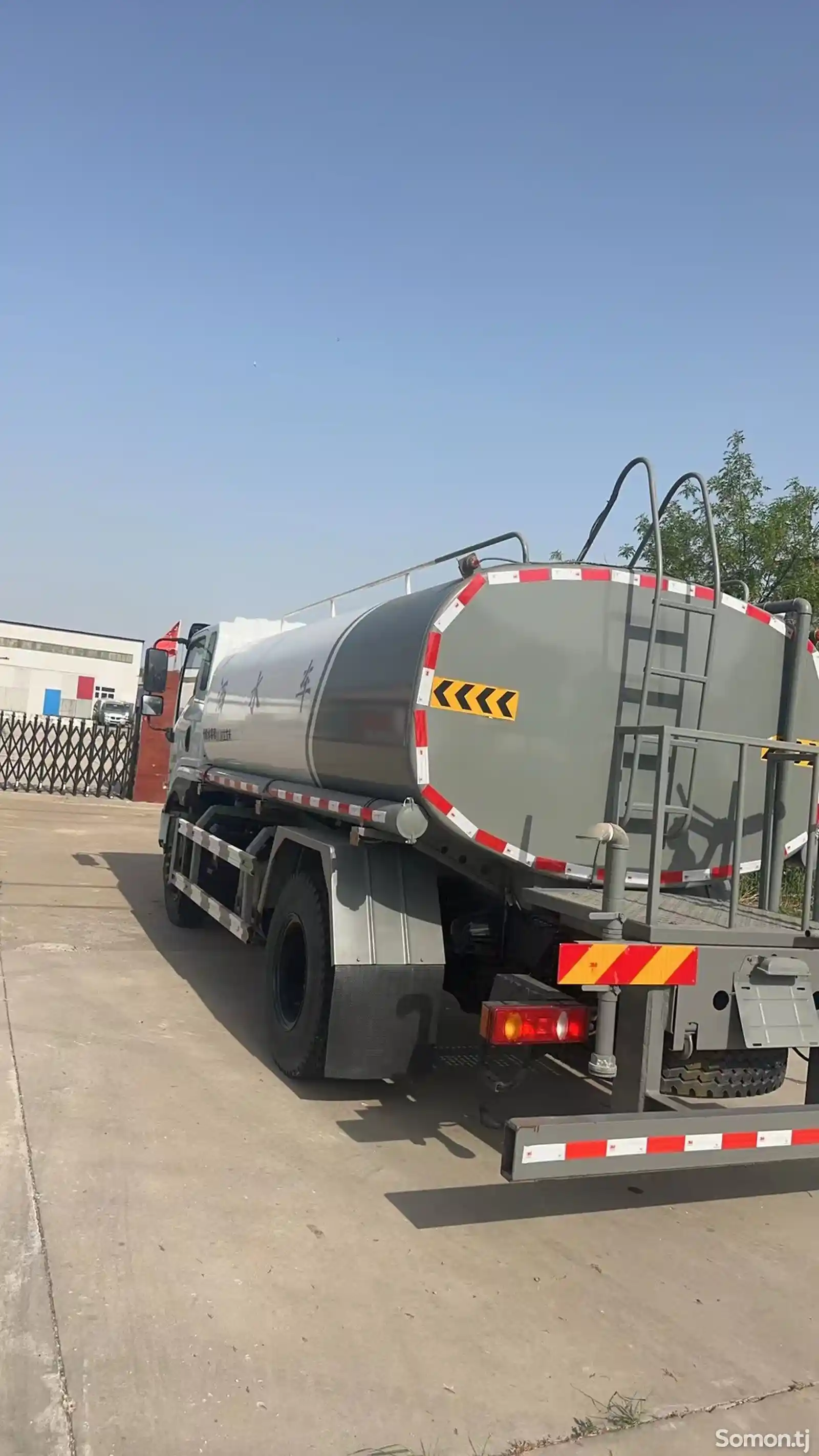 Водовоз Dongfeng 10 тонн на заказ-8