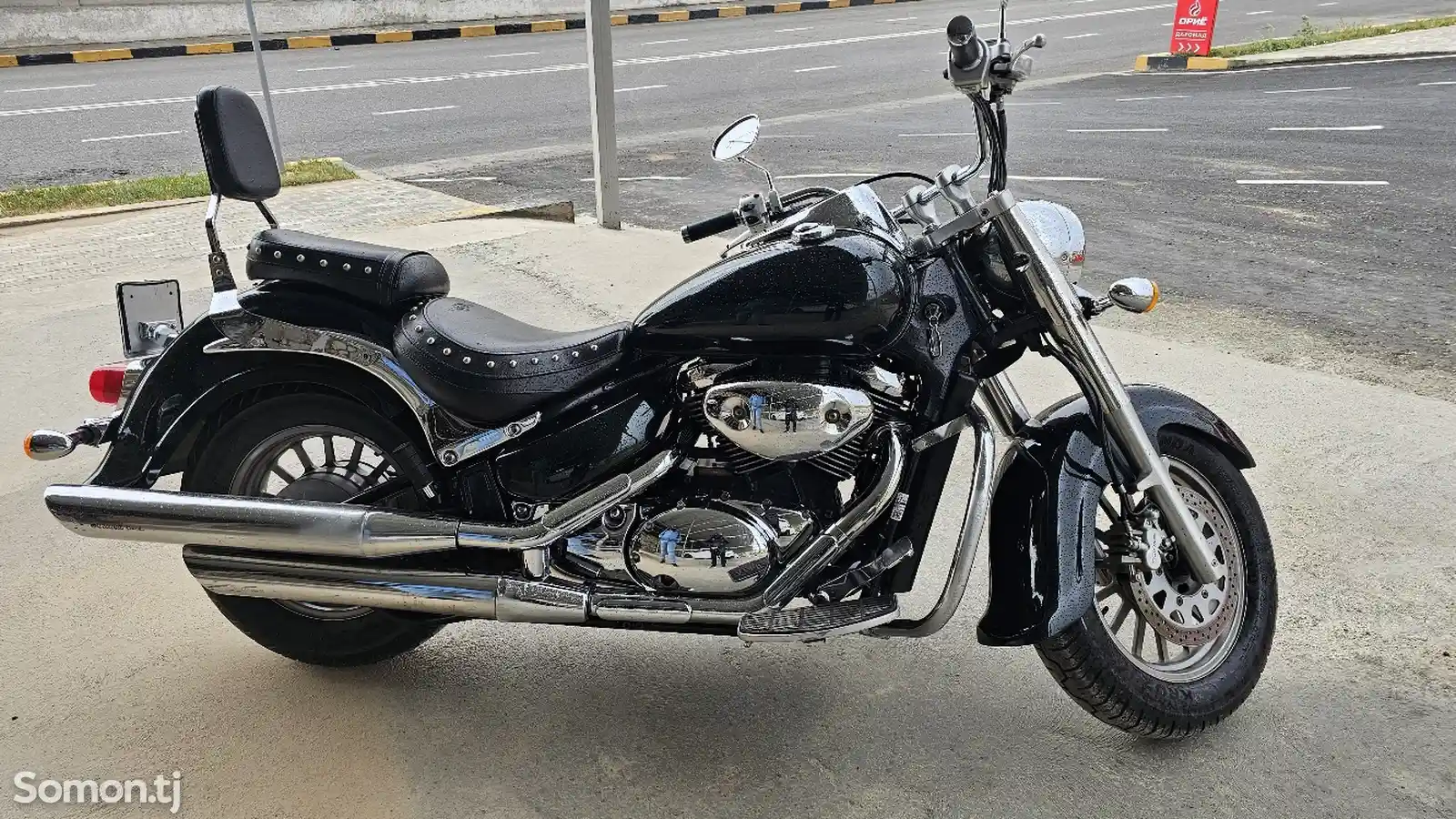 Мотоцикл Suzuki Boulevard VL400 Untruder-1