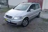 Opel Zafira, 2000-2