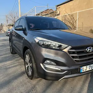 Hyundai Tucson, 2016