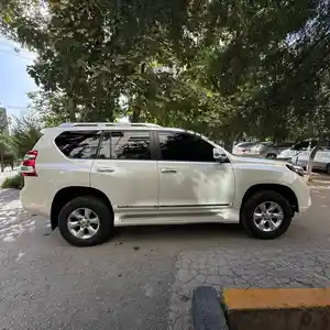 Toyota Land Cruiser Prado, 2013