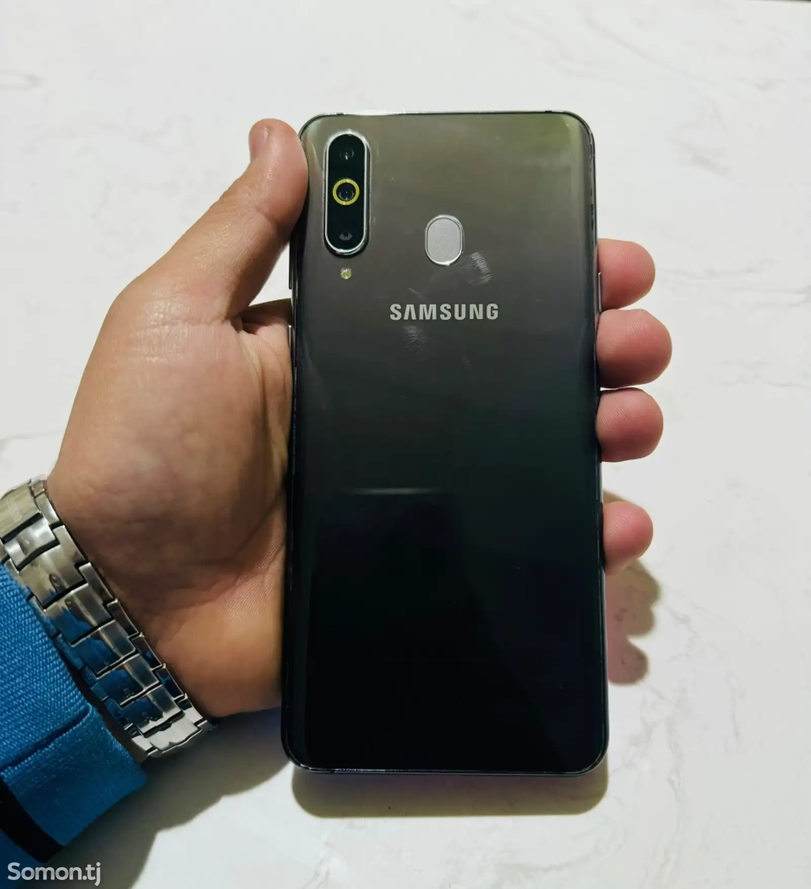 Samsung Galaxy A9 Pro-1