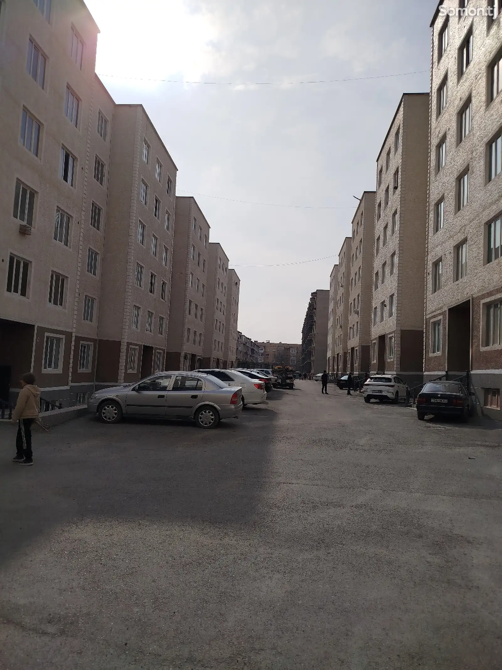 2-комн. квартира, Цокольный этаж, 65 м², 8 мкр-1