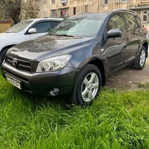 Toyota RAV 4, 2007