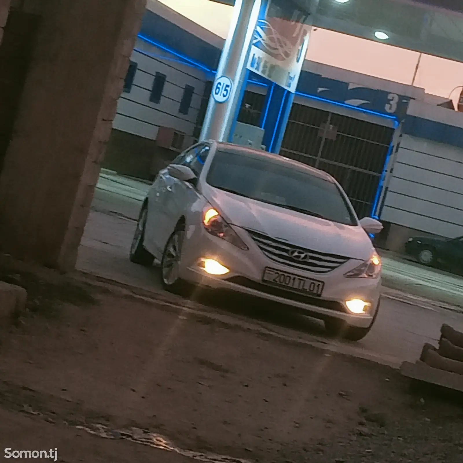 Hyundai Sonata, 2010-6