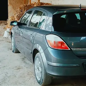 Opel Astra H, 2004