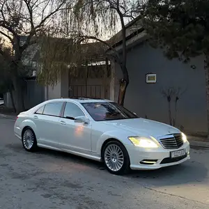 Mercedes-Benz S class, 2010