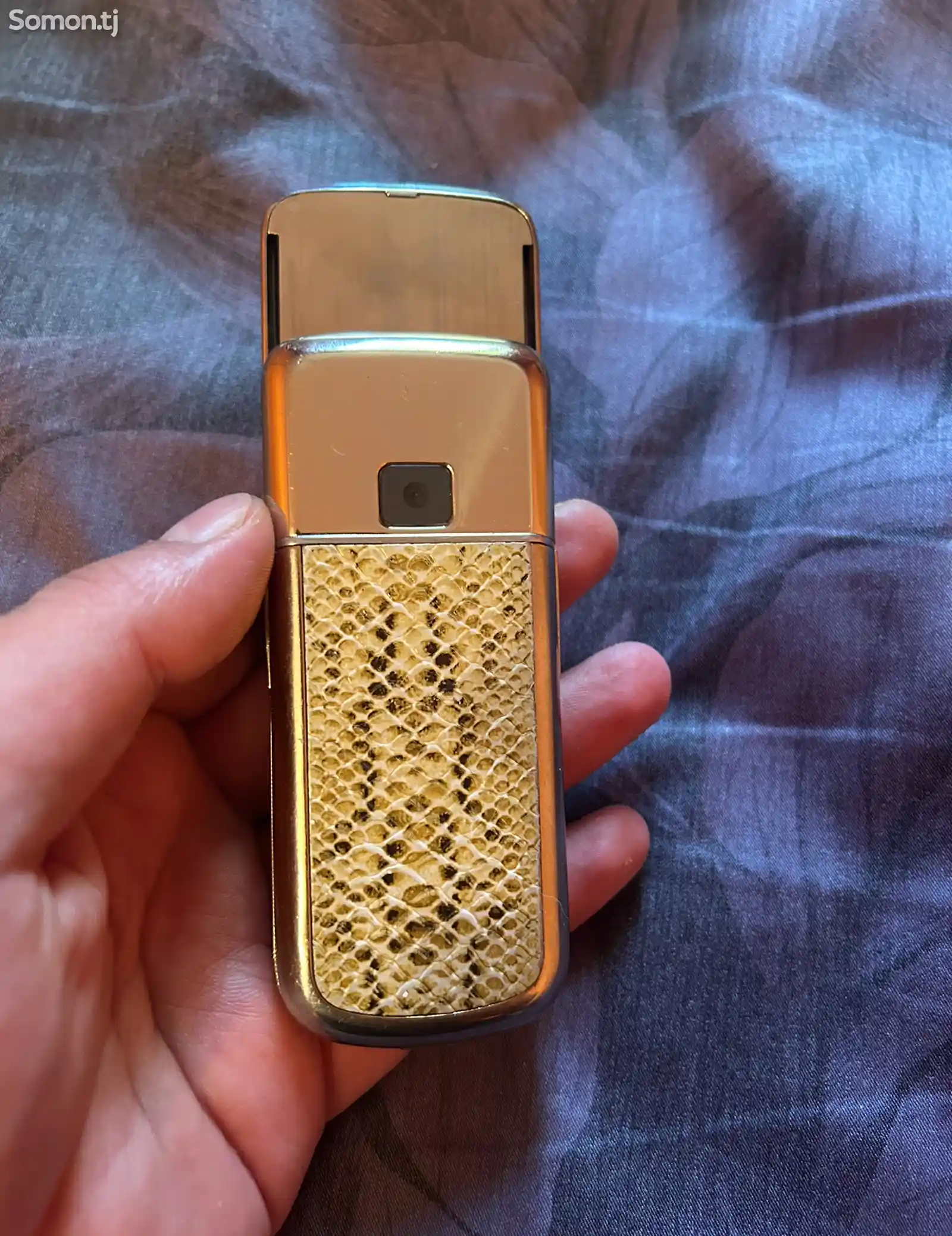 Nokia 8800 Gold-2