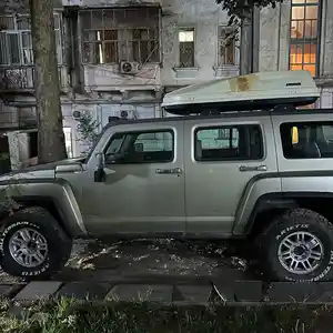 Hummer H3, 2009