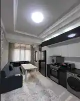 2-комн. квартира, 12 этаж, 74м², Шохмансур-2