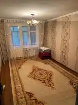 3-комн. квартира, 2 этаж, 61м², 101 мкр-н, Диамед-4