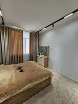 2-комн. квартира, 9 этаж, 60м², 18мкр-4