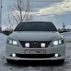 Toyota Camry, 2014