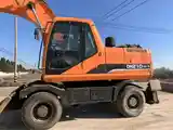 Экскавтор DOOSAN 210w7-5