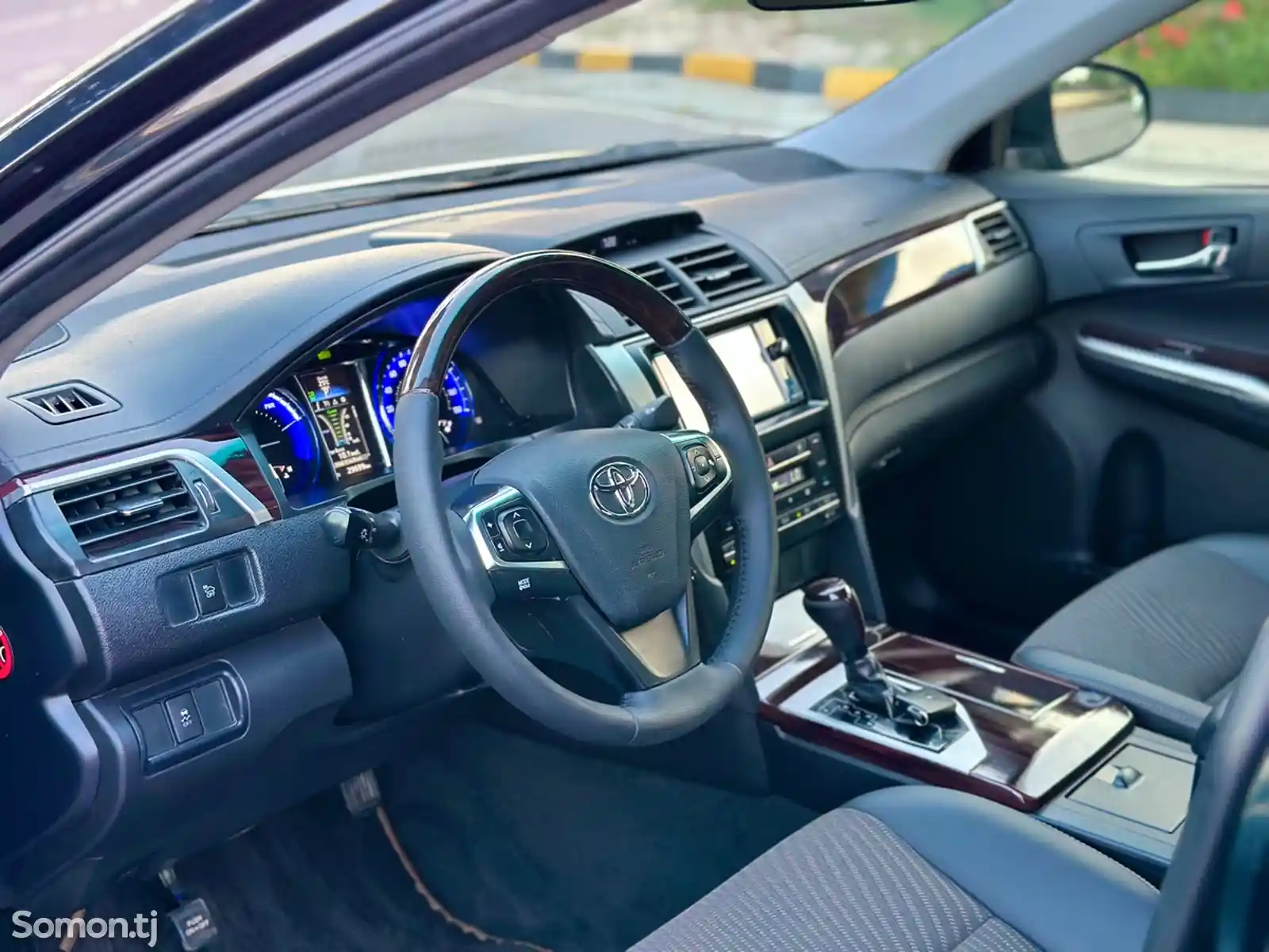 Toyota Camry, 2017-9