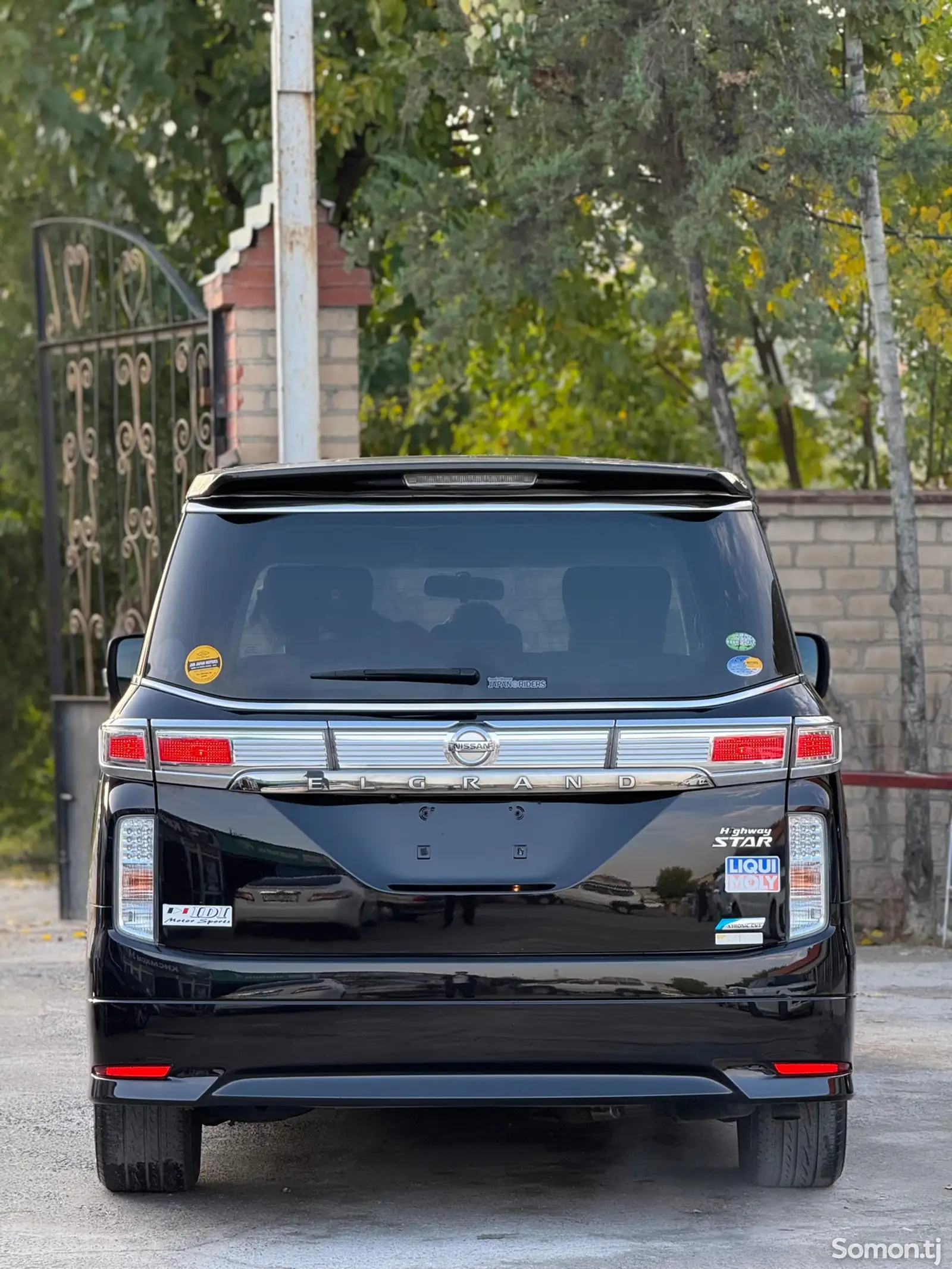 Nissan Elgrand, 2015-6