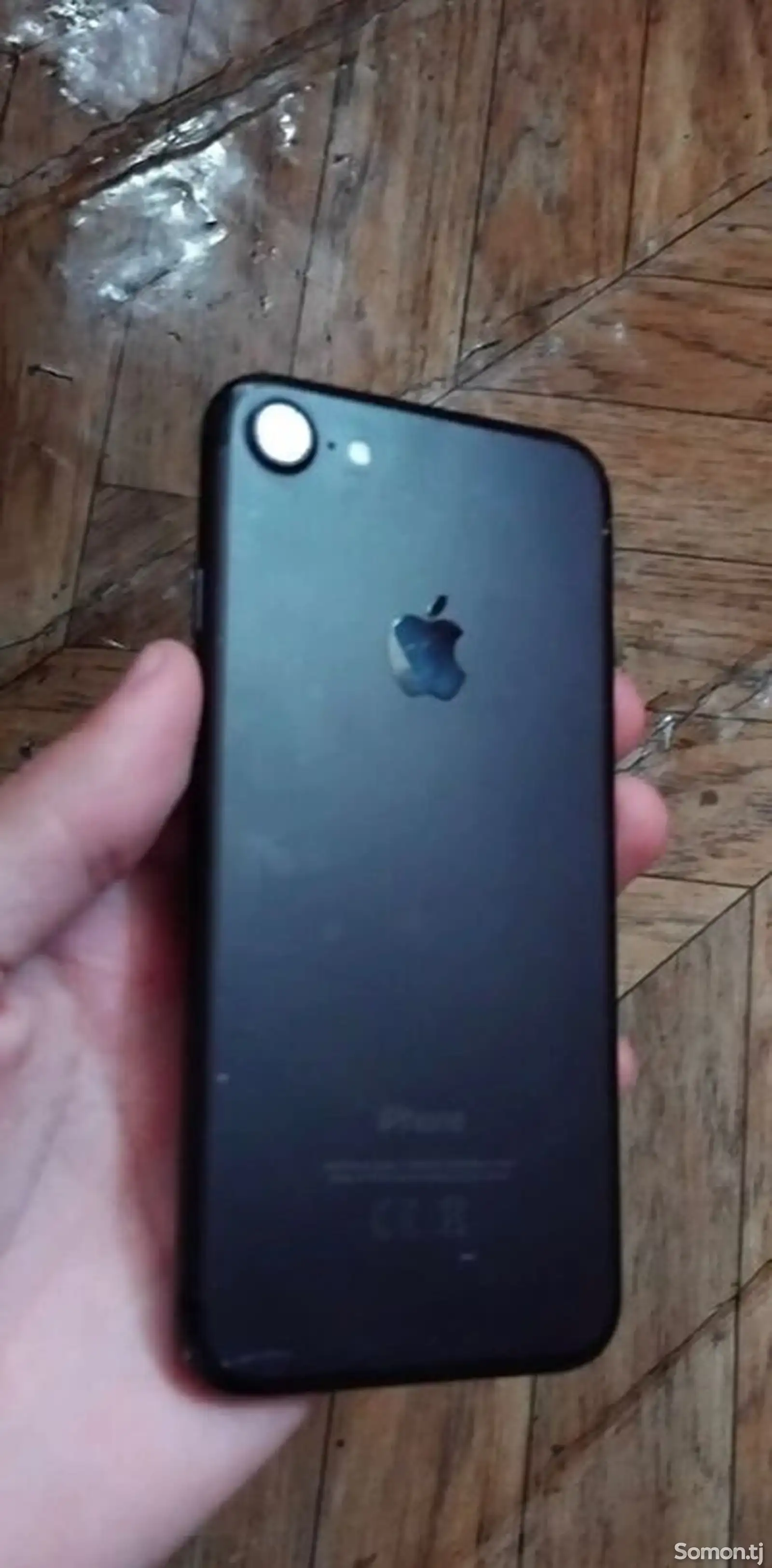 Apple iPhone 7, 32 gb-1