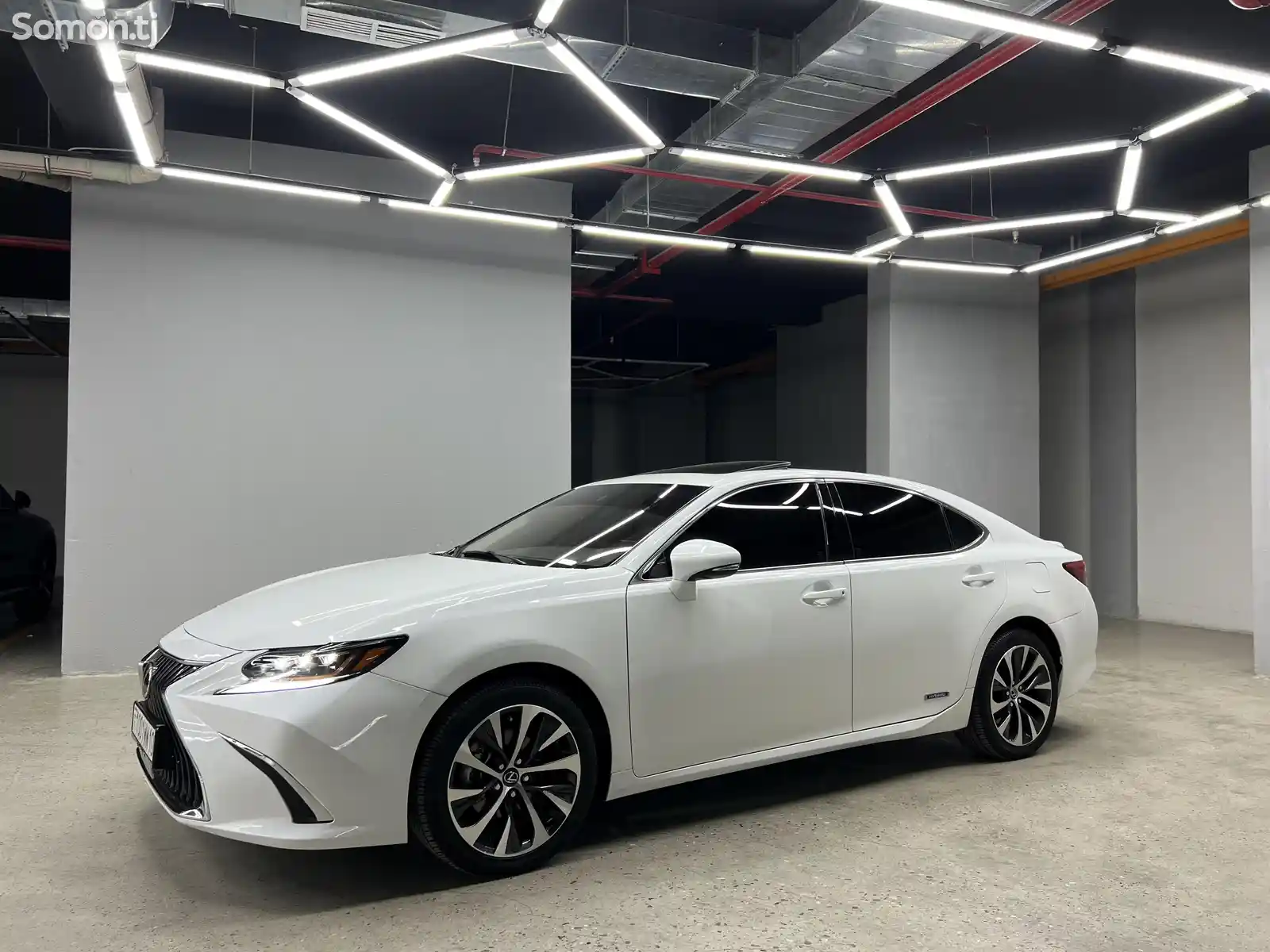 Lexus ES series, 2015-7