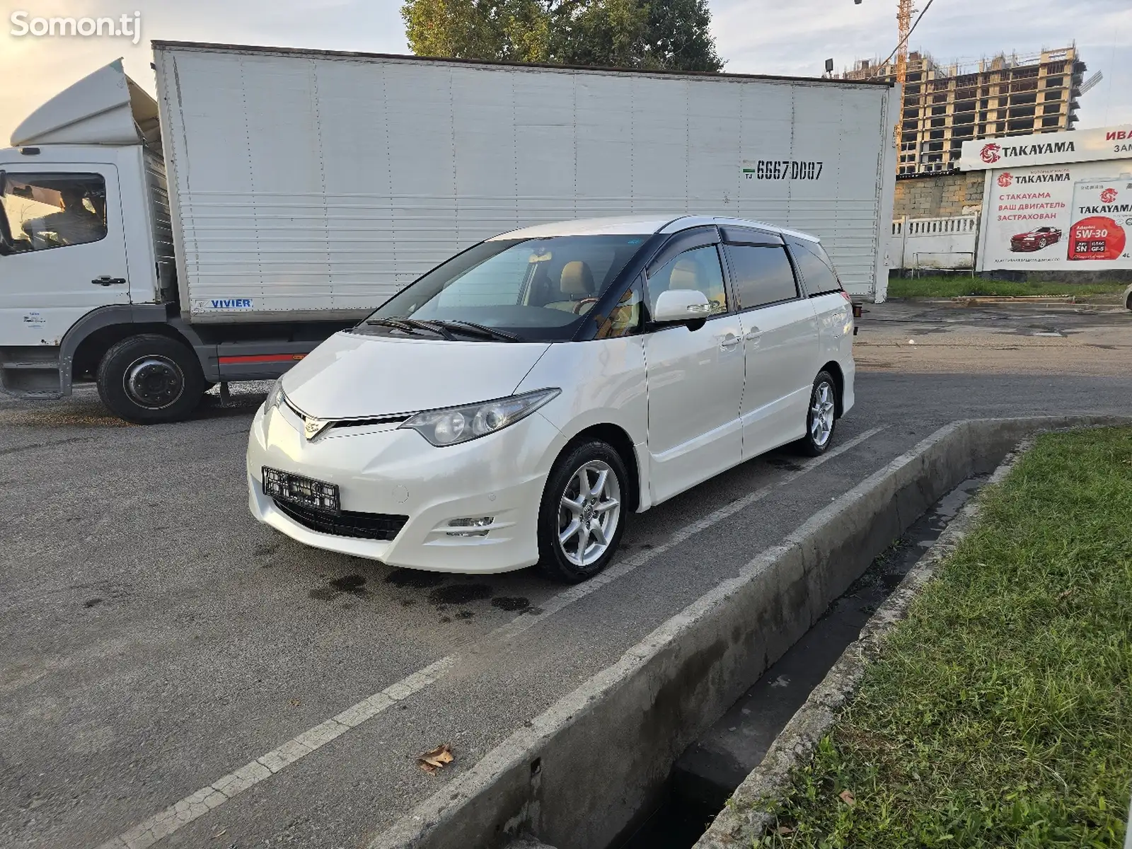 Toyota Estima, 2008-2