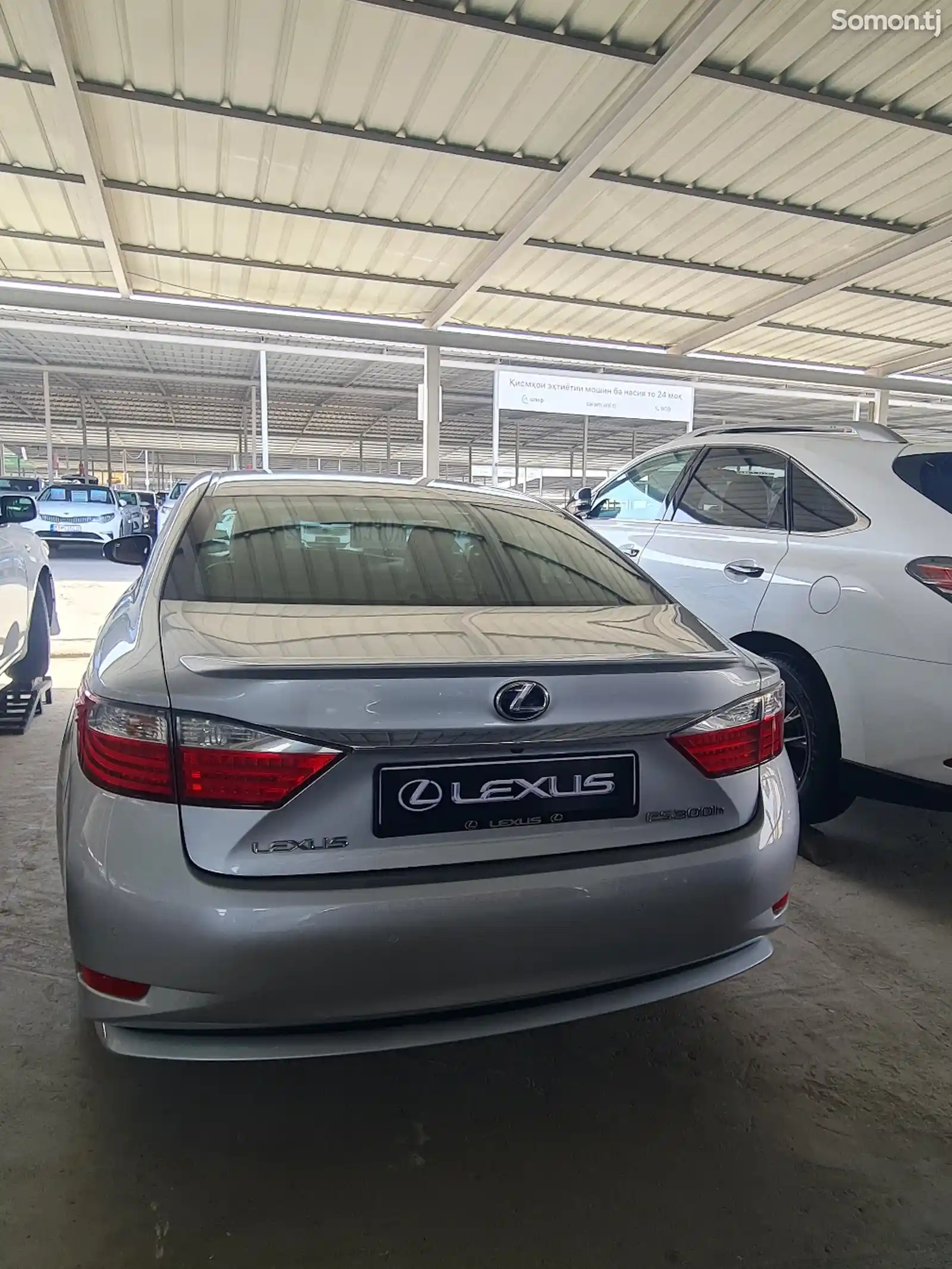 Lexus ES series, 2014-11