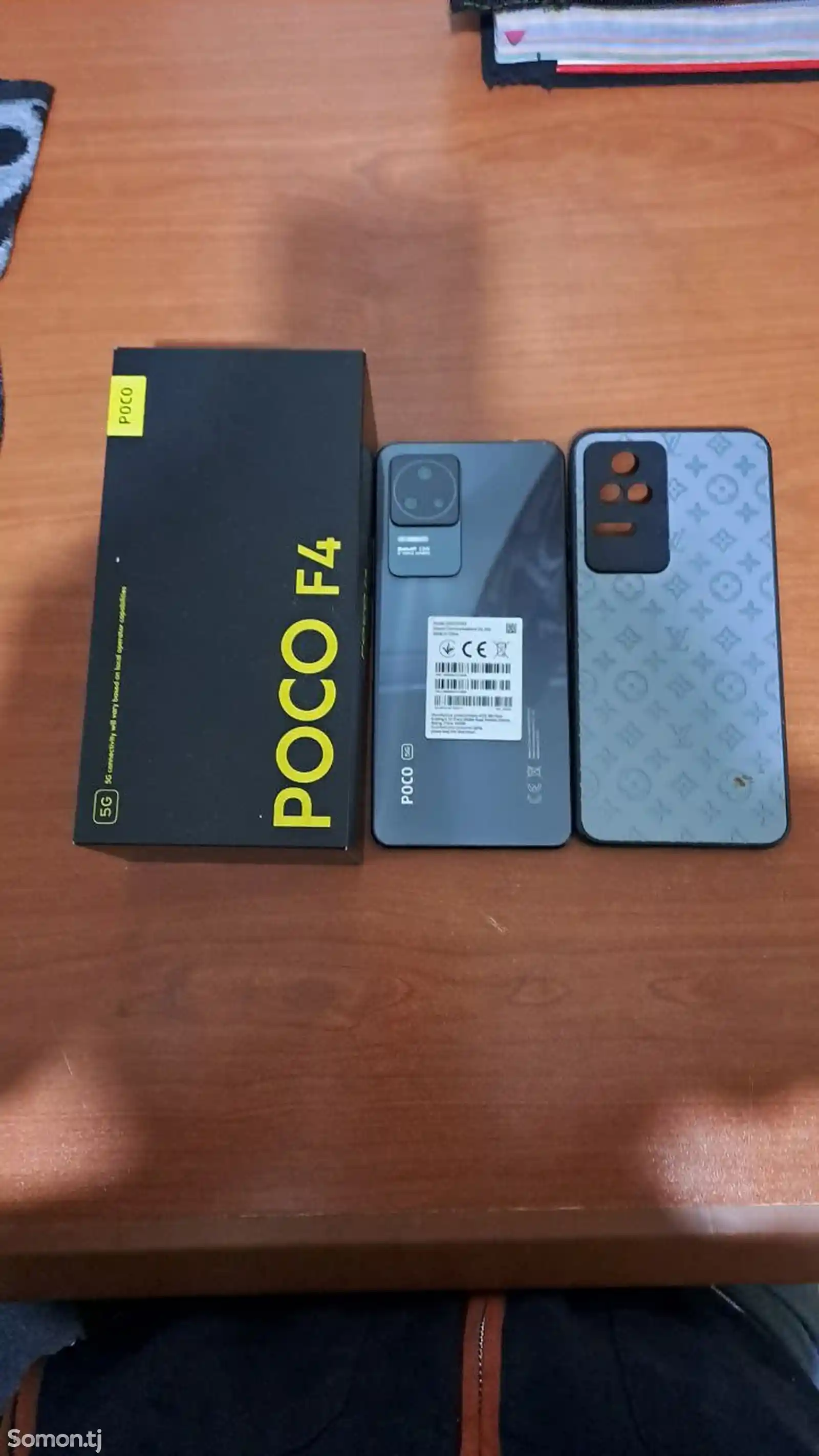 Xiaomi Poco f4 256/8Gb-1