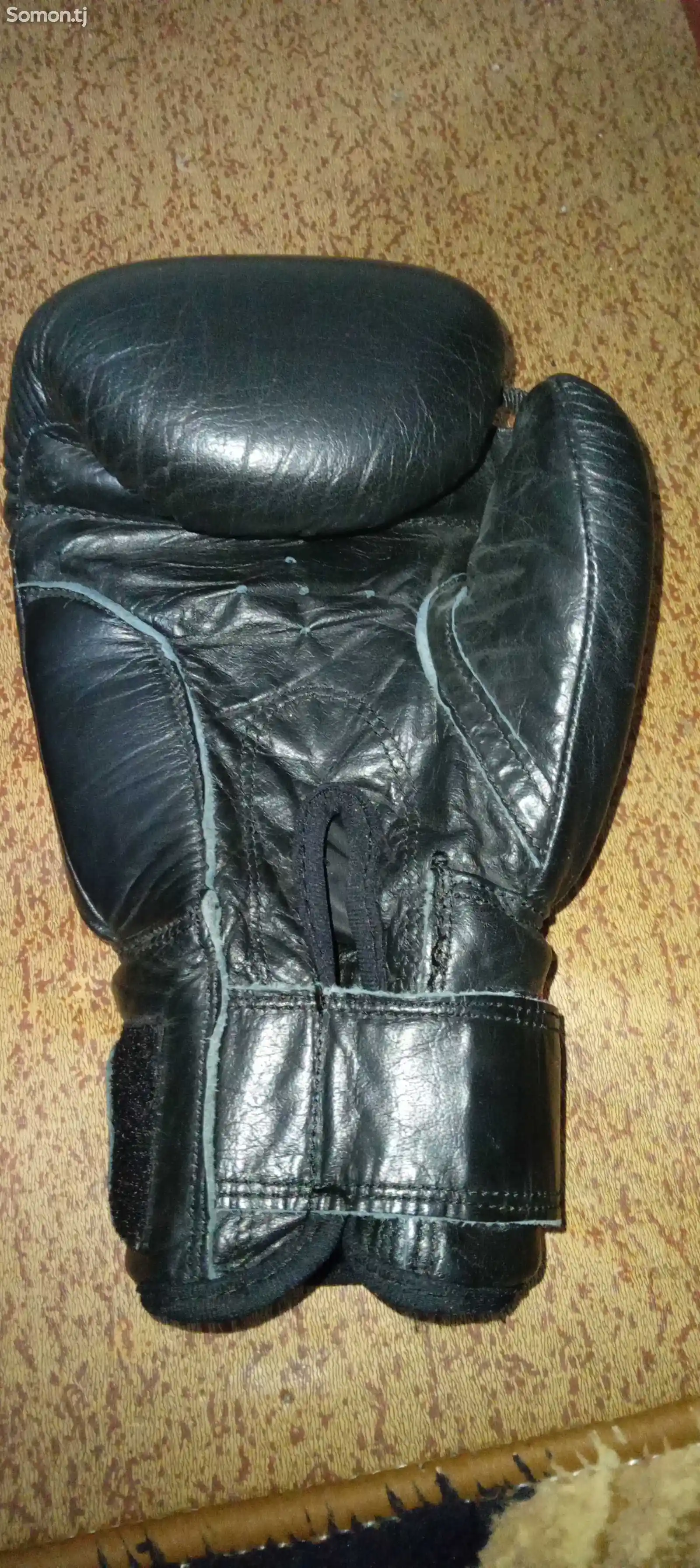 Боксёрские перчатки-2