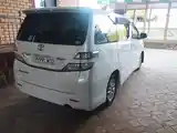 Toyota Vellfire, 2011-5