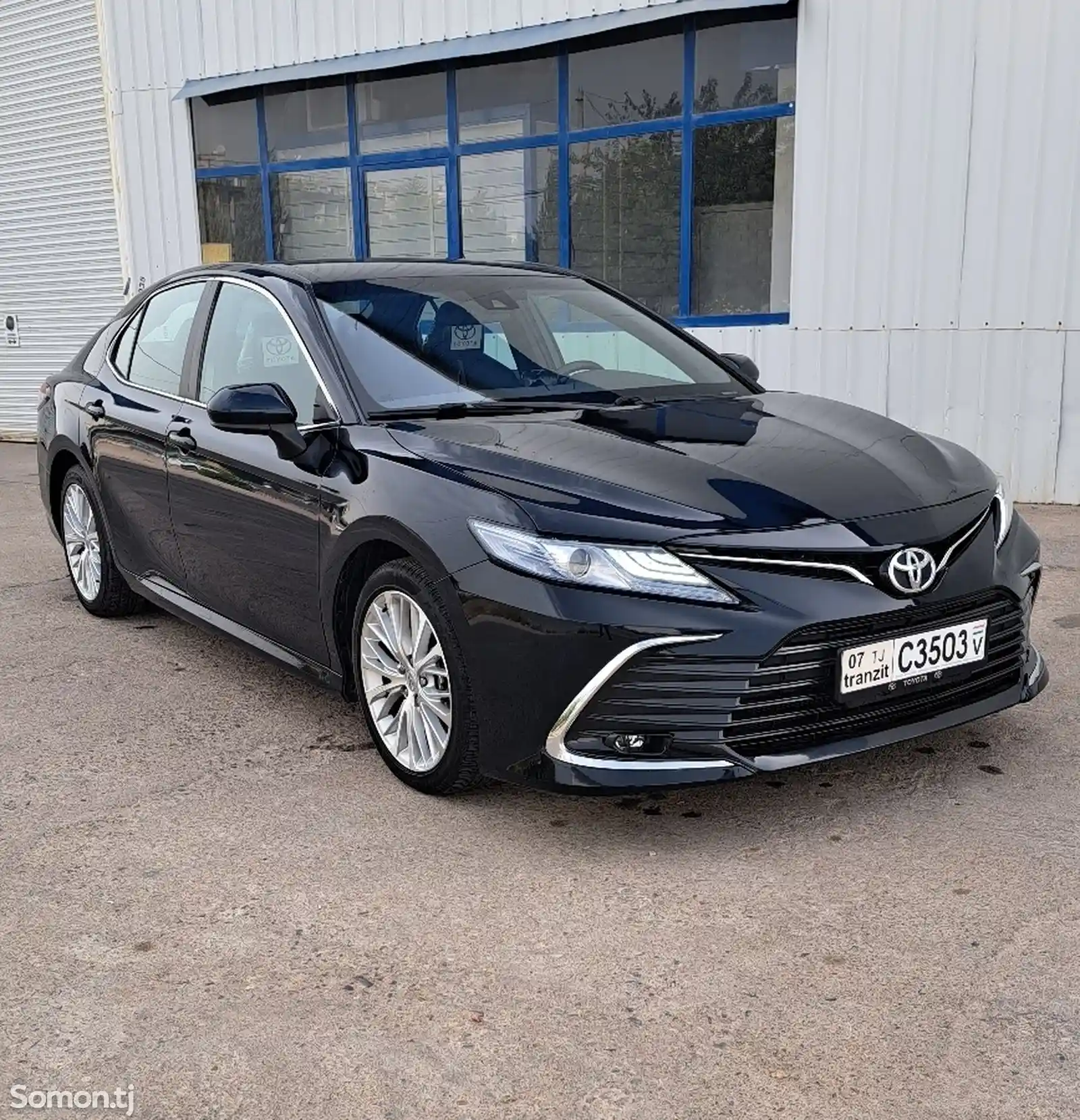 Toyota Camry, 2019-1