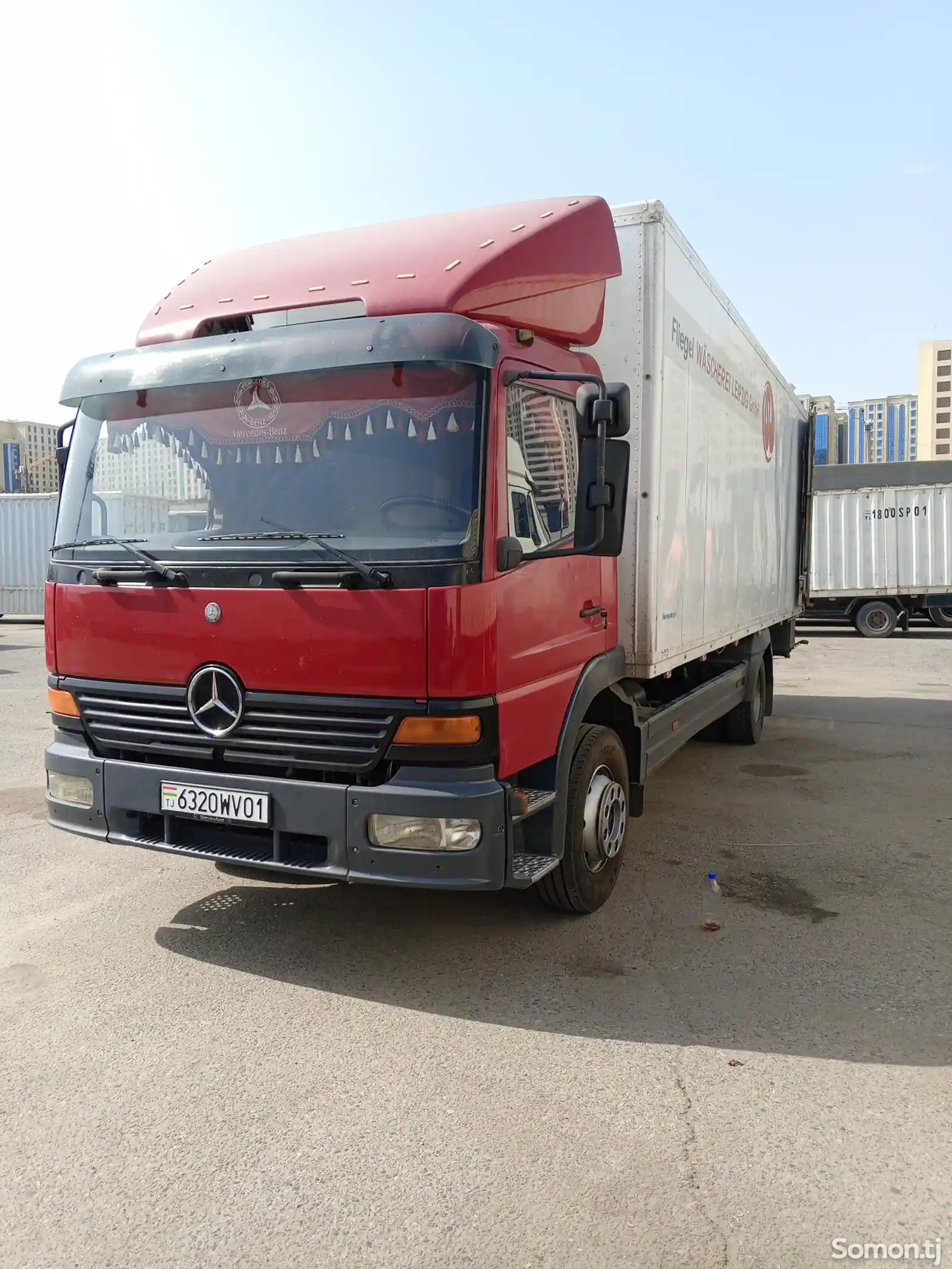 Грузовик Mercedes-Benz Atego, 2004-2