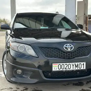 Toyota Camry, 2011