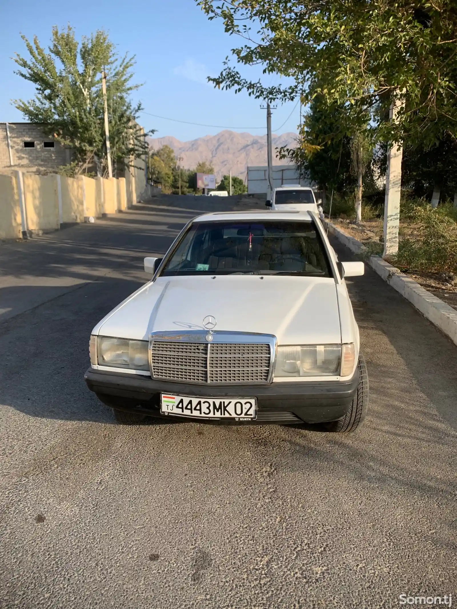 Mercedes-Benz W201, 1987-9