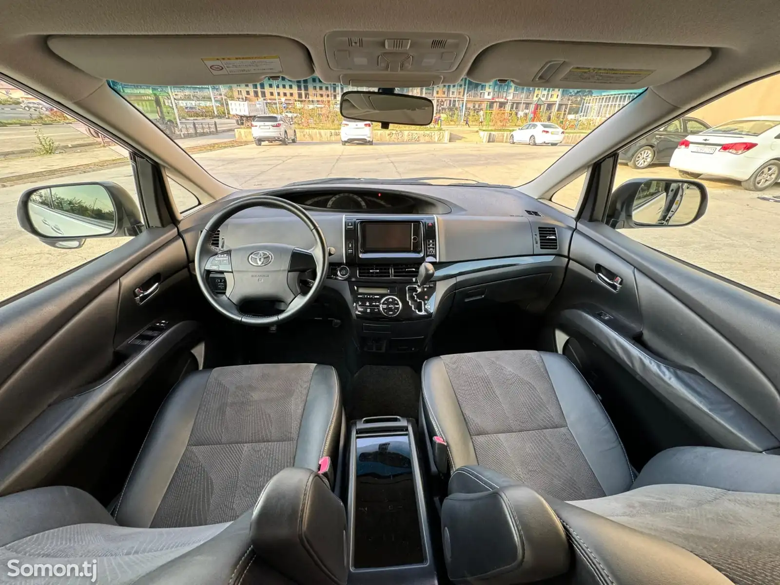 Toyota Estima, 2014-9