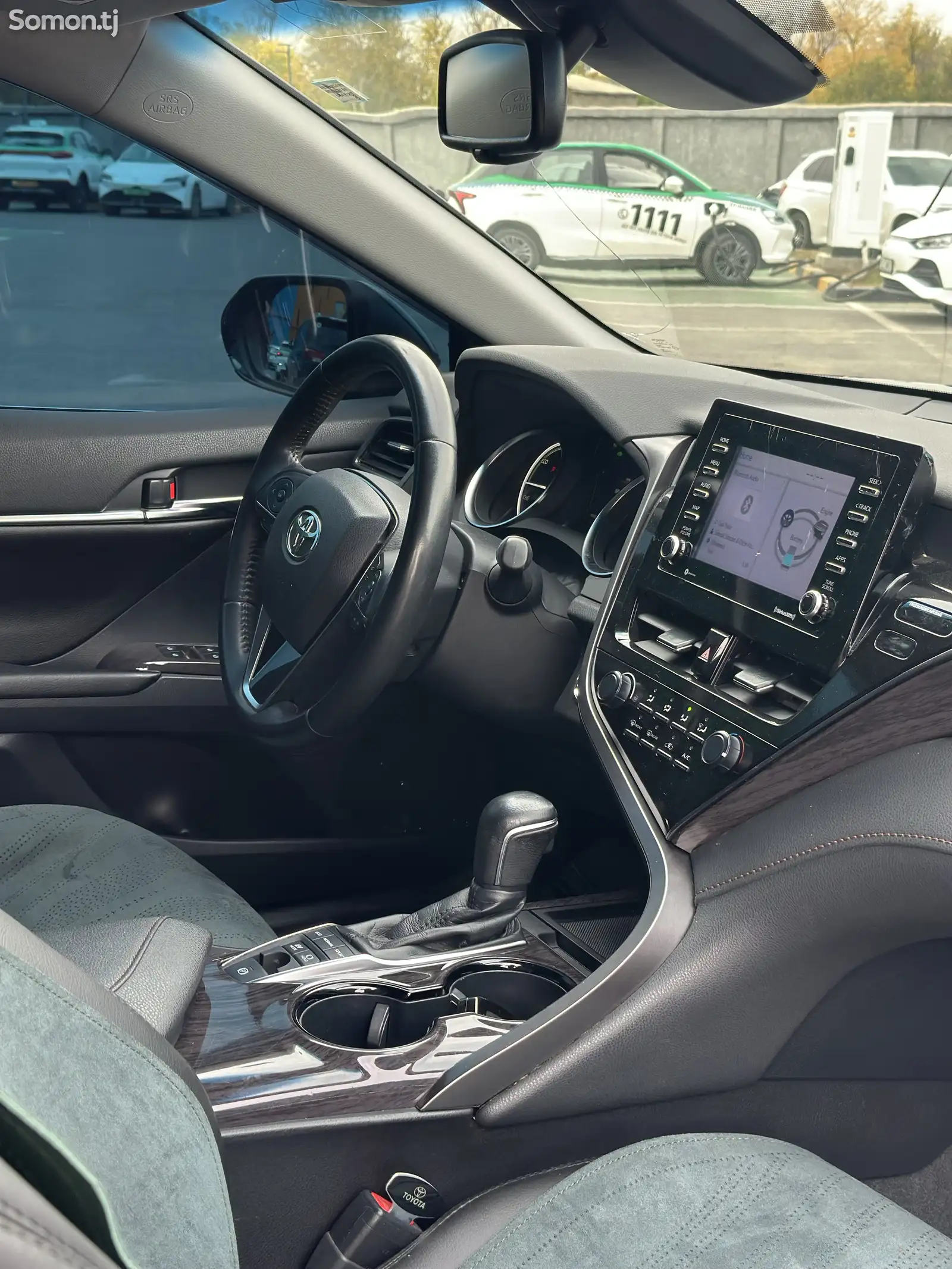 Toyota Camry, 2019-6