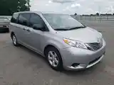 Toyota Sienna, 2015-9