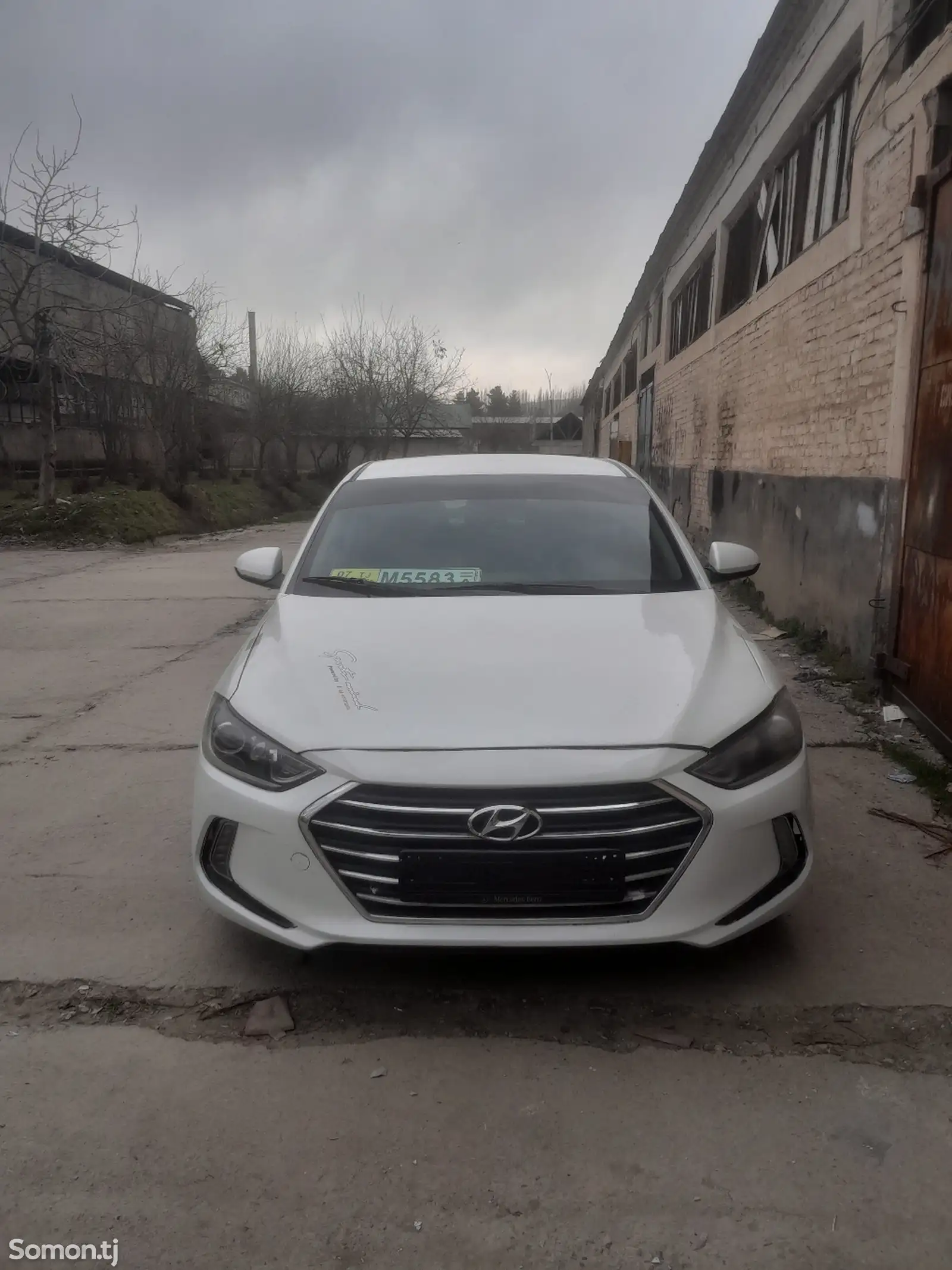 Hyundai Elantra, 2017-1