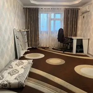 3-комн. квартира, 4 этаж, 64 м², 5-микрорайон